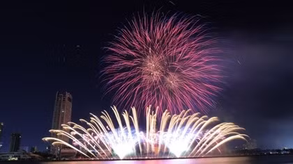 Finland, China spark an amazing night at Da Nang Fireworks Fest