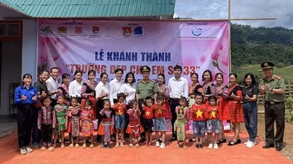 New classrooms handed over to children in Son La
