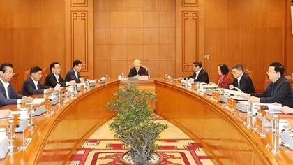 Party leader chairs meeting of personnel sub-committee of 14th National Congress