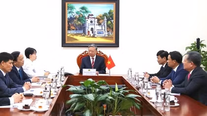 Leaders of Ministry of Public Security of Vietnam and Home Office of the UK discuss cooperation on the phone