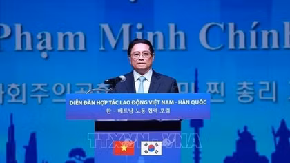PM attends Vietnam-RoK Labour Cooperation Forum in Seoul