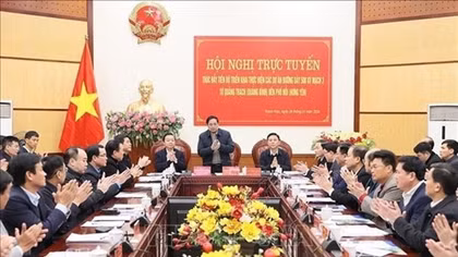 PM urges great efforts to finish Quang Trach-Pho Noi power line project by mid-2024
