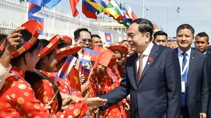 Top legislator wraps up official trip to Cambodia