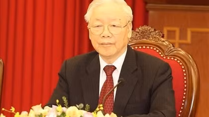 Nation staying united, resolved to build stronger, more prosperous, happier Vietnam: Party leader