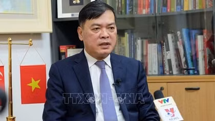 Singaporean PM’s Vietnam visit to help booster strategic partnership: diplomat