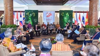 Vietnam urges promoting the role of ASEAN-led mechanisms