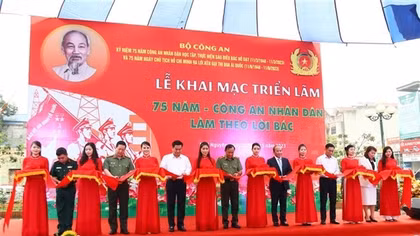 Exhibition "75 years - People's Public Security Forces follow Uncle Ho's teachings" opens