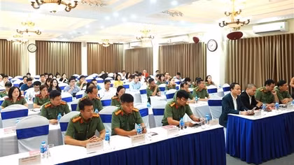Trainning course on digital transformation opens for police officers