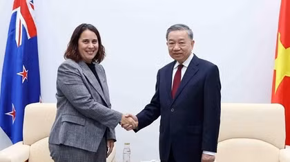 Minister To Lam receives outgoing New Zealand Ambassador