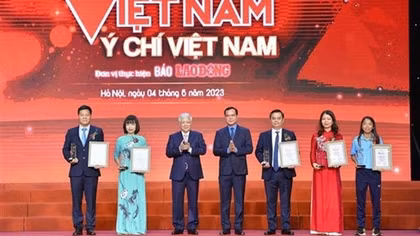Role models in patriotic emulation honoured