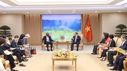 Prime Minister receives ILO Director-General
