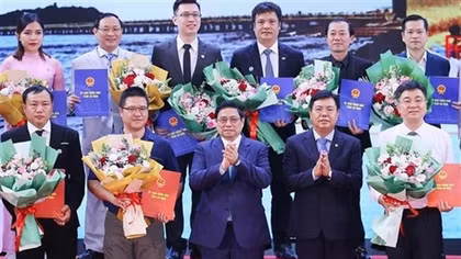 PM urges Ca Mau to fully tap potential for sustainable development