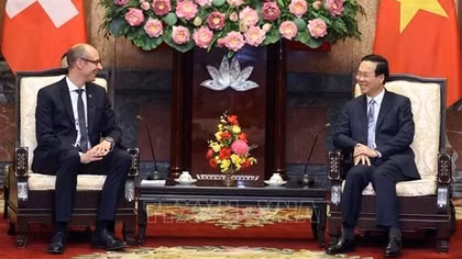 Vietnam wishes to boost all-around ties with Switzerland: President