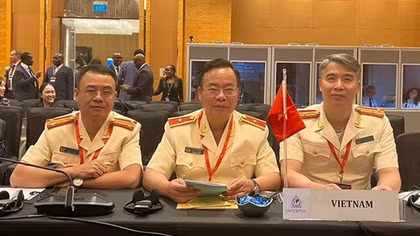 Vietnamese police attend the 18th INTERPOL Chief of Staff Conference
