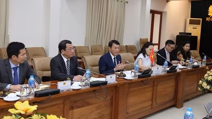 Vietnam, US cooperate in Vietnam War POW/MIA issue