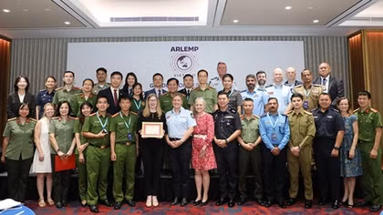 Ministry of Public Security awards "Homeland Security Protection" Medal to two Australians