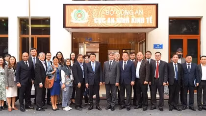 Deputy Minister Luong Tam Quang received USABC delegation