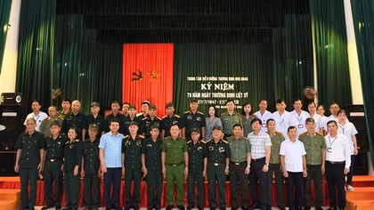 Deputy Minister Nguyen Van Long visits Nho Quan Wounded War Veterans Nursing Center