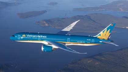 Vietnam marks first regular flight from Beijing after three years