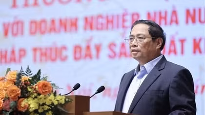 PM chairs meeting to seek solutions to improve State-owned enterprises' performance