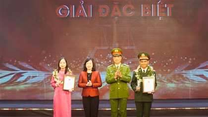 Organizations and people need to join police in fighting drug crime