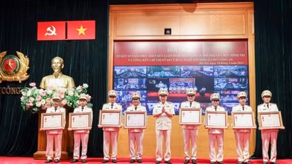 Ministry of Public Security honors role-models in implementing Uncle Ho’s teachings