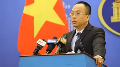 Vietnam encourages practical actions to address war consequences