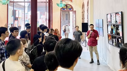 Photo Hanoi’23 attracts thousands of Hanoians and visitors