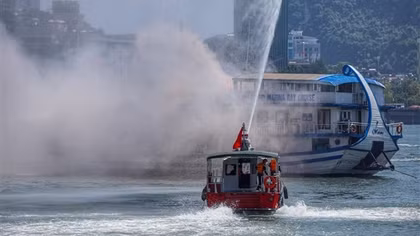 Sea, land, air forces join Quang Ninh’s largest-ever ministry-level firefighting and rescue drill