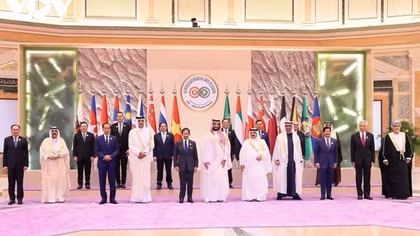 Vietnamese Prime Minister attends first ASEAN-GCC Summit in Riyadh
