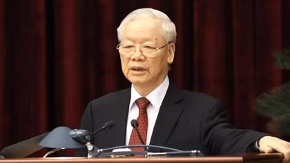 13th Party Central Committee concludes mid-term meeting