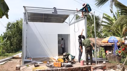 Local police step up progress of building houses for needy Khmer people in Soc Trang