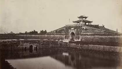 Exhibition on Thang Long-Hanoi's history and culture opens
