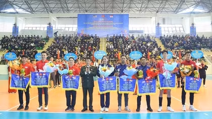 Public Security Forces of Vietnam host sport exchange with Royal Malaysian Police and Singapore Police