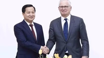 Deputy PM calls for more US investment in semiconductor industry