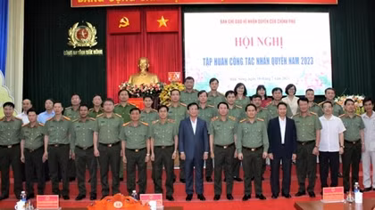 300 officials participate in workshop on human rights