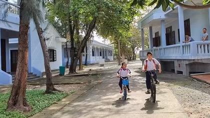 Warm Tet atmosphere covers Truong Sa islands