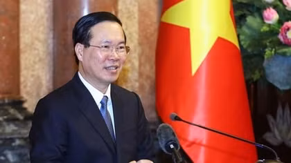 Vietnam promotes international integration and bilateral ties with China