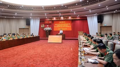 MPS leadership meets with NA deputies as public security officers