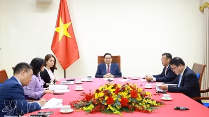 Vietnamese, Algerian PMs seek ways to strengthen bilateral ties