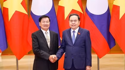 NA leader pledges expanding ties with Lao parliament to new areas