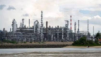 Expert suggests learning from Singapore’s energy security approach amid supply shocks
