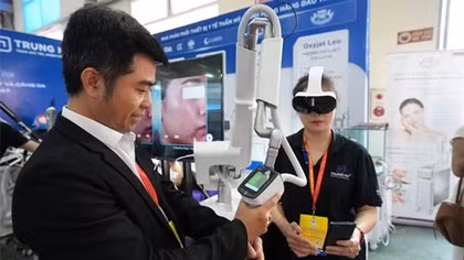 Int'l medical, pharmaceutical expo opens in Hanoi