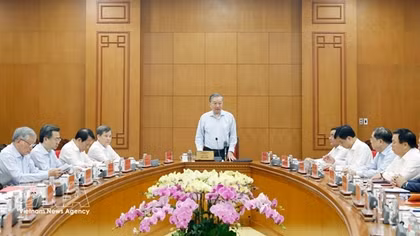 Party chief calls for resolute fight against “internal enemy” with new thinking, approaches