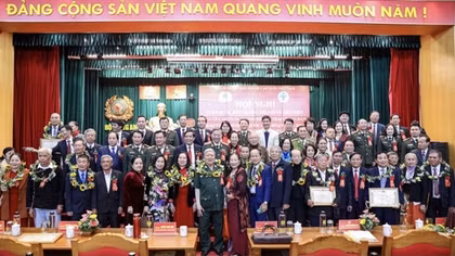 Promoting the role of the elderly in the “All people protecting national security" movement