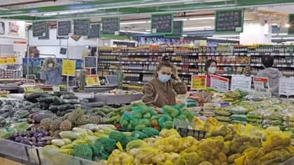 Higher demand drives consumer prices up ahead of Tet