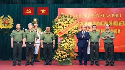 Economic security force needs to swiftly handle economic security issues: State President