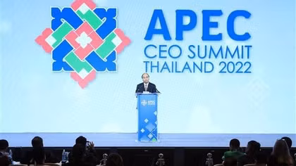 President highlights requirements of future trade, investment at APEC CEO Summit