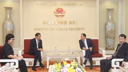 Deputy Minister Le Van Tuyen receives representatives of Boeing
