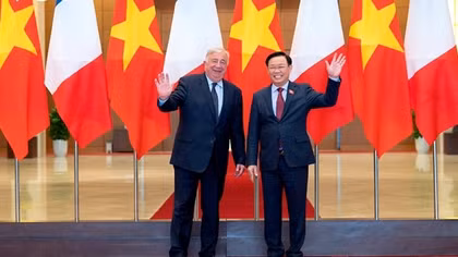 France supports decentralized cooperation with Vietnam, says Gerard Larcher